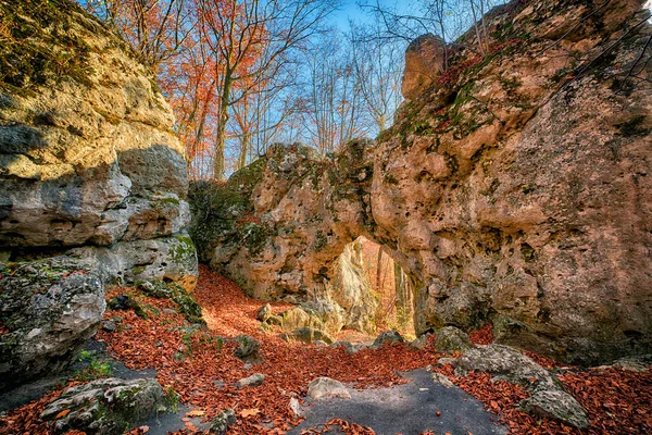 Landschap van Jura Krakowsko-Czestochowska in Polen - twardowski — Stockfoto