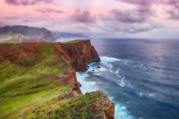 Madeira adasının manzarası - Ponta de sao Lourenco — Stok fotoğraf