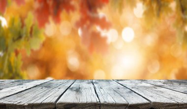 Boş eski tahta masa arkaplanı 