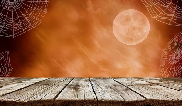 Leerer Holztisch - Halloween-Hintergrund — Stockfoto