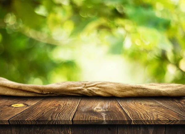 Fondo de mesa de madera vacío —  Fotos de Stock