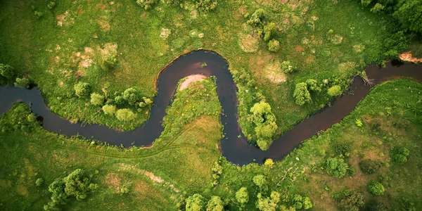 Légi táj - vad folyó nyáron — Stock Fotó