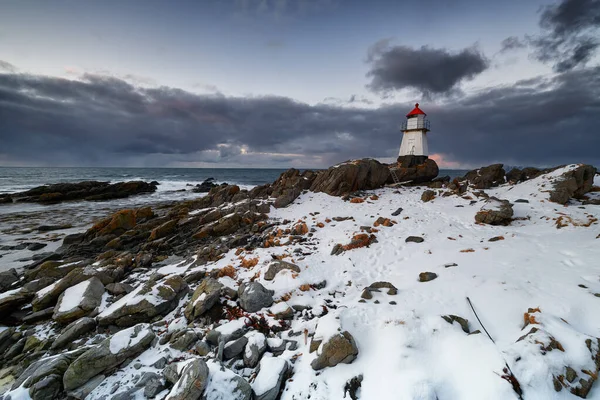 Ландшафт Норвегии возвышается зимой — стоковое фото