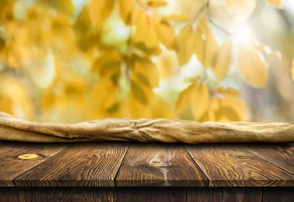 Порожній старий дерев'яний стіл фон — стокове фото