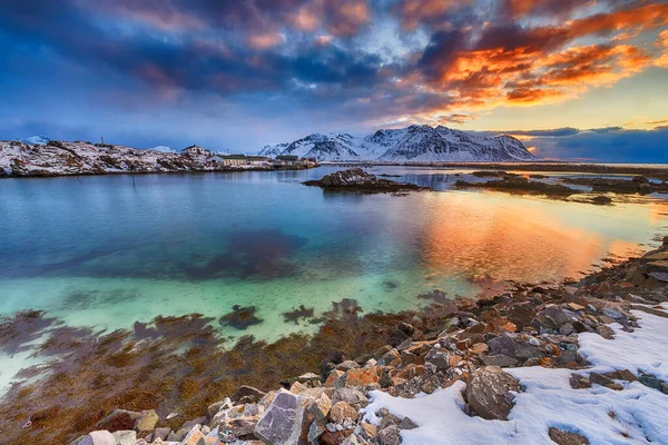 ノルウェーの風景日没時にロフテンス — ストック写真