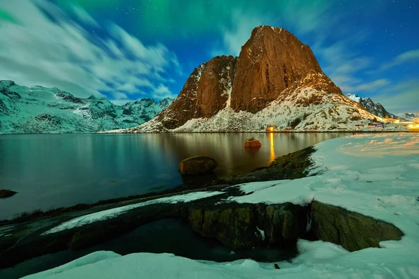 Winterlandschap van Noorwegen - lofoten — Stockfoto