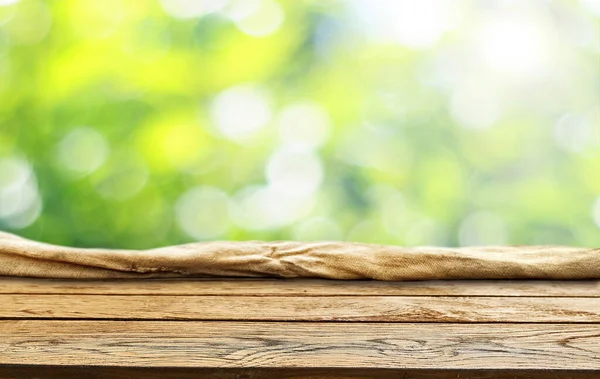 Jarní Zelené Pozadí Dřevěný Stůl — Stock fotografie