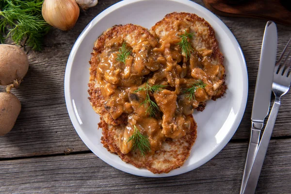 Gustose Frittelle Patate Fatte Casa Con Carne Funghi — Foto Stock