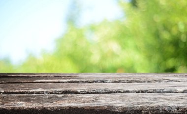 Boş eski tahta masa arkaplanı