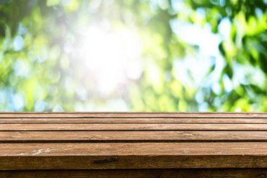 Boş eski tahta masa arkaplanı