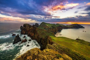 Madeira adasının manzarası - Ponta de sao Lourenco