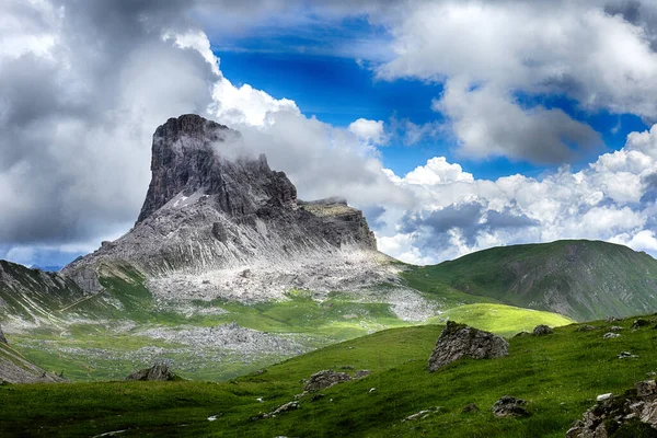 Smukt Landskab Bjerge Sommeren - Stock-foto