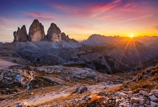 Hermoso Paisaje Montañas Atardecer Tre Cime Lavaredo — Foto de Stock