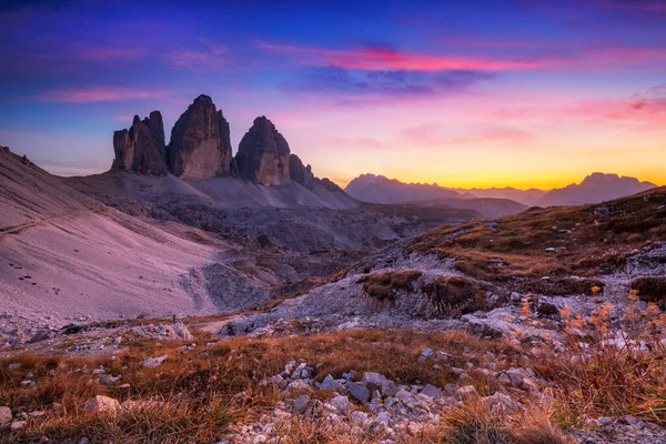 Hermoso Paisaje Montañas Atardecer Tre Cime Lavaredo — Foto de Stock