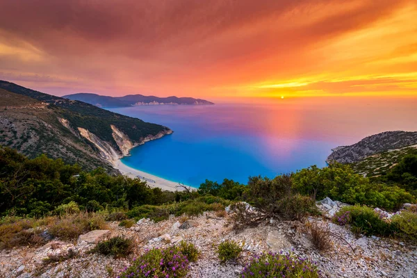 Hermosa Puesta Sol Verano Playa Mirtos Grecia —  Fotos de Stock