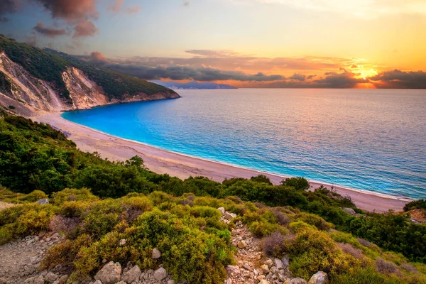 Bellissimo Tramonto Estivo Sulla Spiaggia Mirtos Grecia — Foto Stock