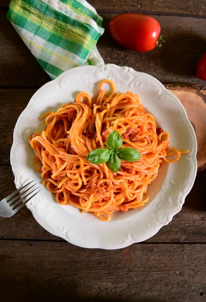 Pasta Espaguetis Con Salsa Tomate —  Fotos de Stock