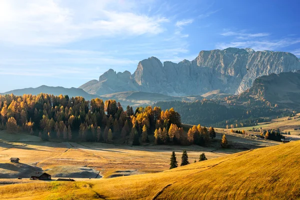 Hermoso Día Soleado Otoño Las Montañas —  Fotos de Stock