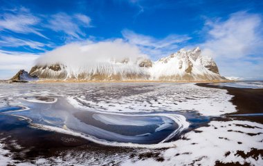 İzlanda 'nın ünlü Stokçuluk plajı