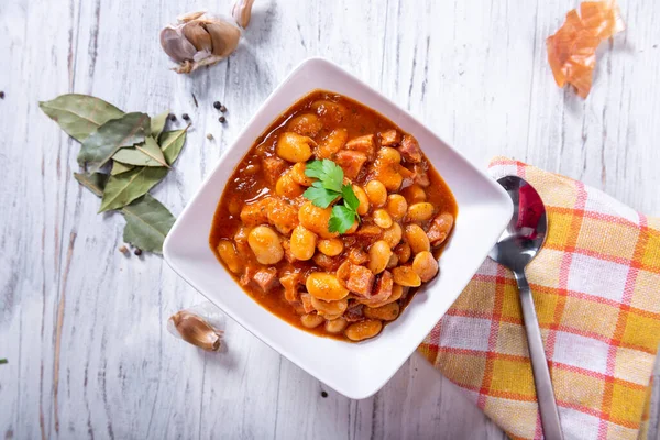 Gebackene Bohnen Tomatensauce Mit Wurst — Stockfoto