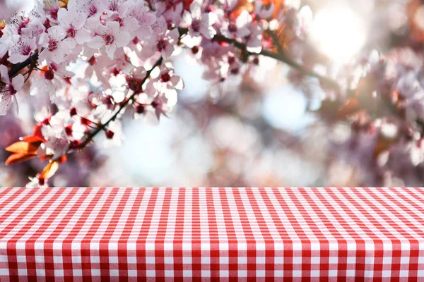 Boş işaretlenmiş eski tablo arkaplanı