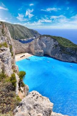 Zakynthos adasındaki ünlü gemi enkazı