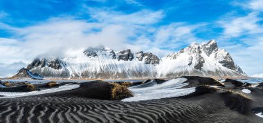 İzlanda 'nın ünlü Stokksness plajı - Panorama çekimi
