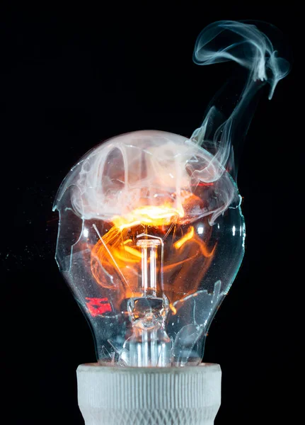 Высокоскоростная Фотография Момент Выгорания Лампочки — стоковое фото