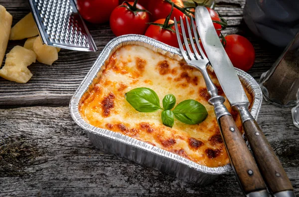 Smaczne Domowe Tło Lasagne — Zdjęcie stockowe