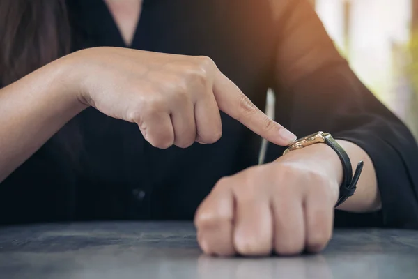 Business Woman Pointing Black Wristwatch Her Arm Working Time While — Stock Photo, Image