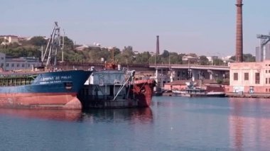 Savaş gemileri, Ukrayna ve Rusya, Ukrayna ve Rusya, Ukrayna, Rusya ile denize clash'sıkıyönetim arasında askeri çatışma Ukrayna ordusu, Rusya tarafından saldırıya uğradık gemi çatışma