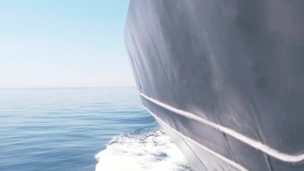 Black and Azov Sea, the territory of the conflict of Ukraine and Russia, the waters in which fired Ukrainian ships, the war of Russia with Ukraine, shooting the sea near Crimea, clear sunny weather — Stock Video