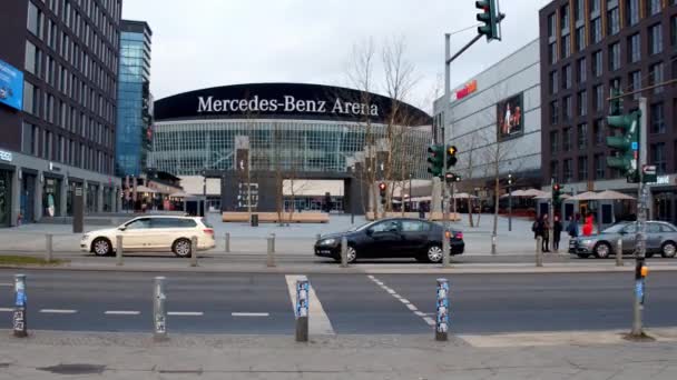 Uitzicht op Mercedes Benz Arena Stadion Berlijn, Duitsland-28 2019 januari — Stockvideo