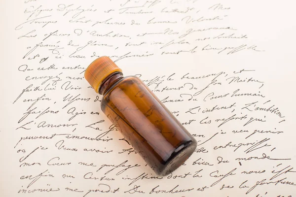 Přírodní Medicína Starý Recept Láhve Přírodní Prostředky Aromaterapie Láhev — Stock fotografie
