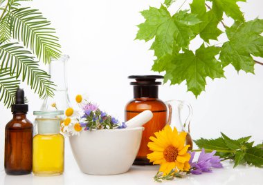 Bach - aromaterapi. Natuere tıp.