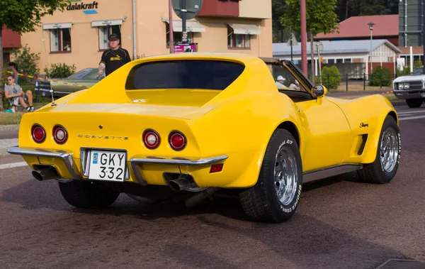 Rattvik Suécia Julho 2013 Yellow Vintage Cheevrolet Corvette Stingray Antigo — Fotografia de Stock