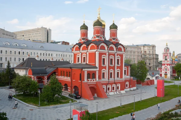 Varvarka 거리에 모스크바 러시아 2018 Znamensky 대성당 성당에서 1679 1684 — 스톡 사진