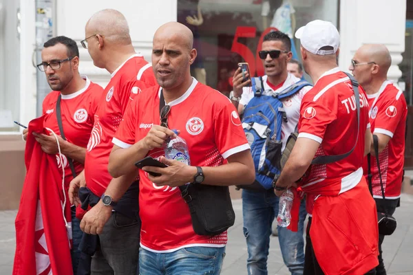 Moscow Russia June 2018 Tunisian Football Fans Resting Nikolskaya Street — Stock Photo, Image
