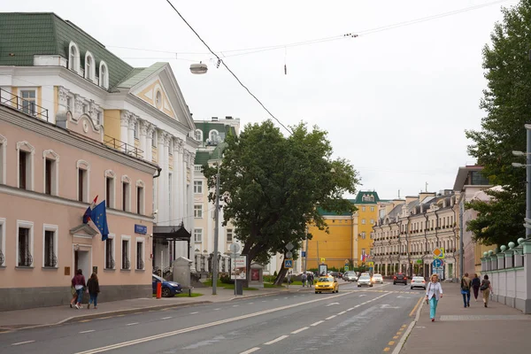 Moskou Rusland Juli 2018 Ostozhenka Street Ostozhenka Street Ligt Het — Stockfoto