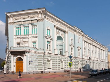 Moskova, Rusya - 31 Ağustos 2018: Zooloji Müzesi, Moskova Üniversitesi Bolshaya Nikitskaya Street güneşli gün yaz. Bu müze 1791 yılında kuruldu.