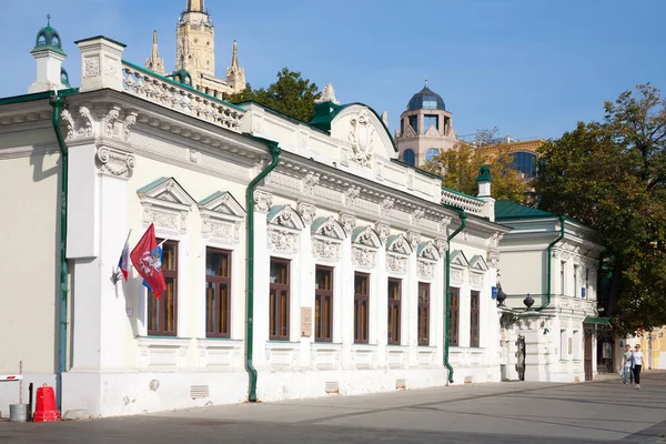 Building of Fedor Chaliapin Museum 9.09.2019 — Stock Photo, Image