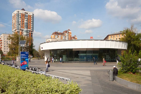 Ulitsa 1905 goda Metrostation 9.09.2019 — Stockfoto