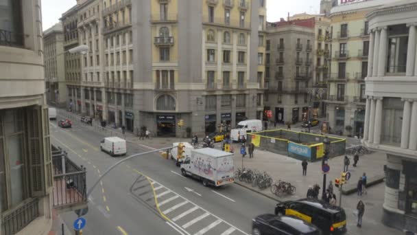 Barcelone, Espagne. Décembre 2017 : vue sur Barcelone, rue Via Laietana — Video