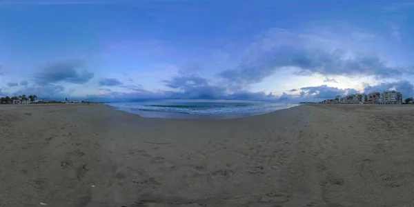 360Vr Vista Hora Azul Tranquila Praia Mediterrânea Pôr Sol Torredembarra — Fotografia de Stock