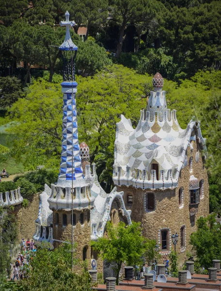 Park Guell i Barcelona, Spanien. — Stockfoto