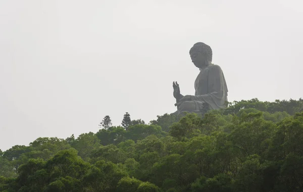 Tian Tan Buddha en Lantau Island, Hong Kong — Foto de Stock