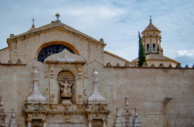Cistercian Manastırı Santa Maria de Poblet veya Monestir de Poblet İspanya Catalonia bölgesinde.