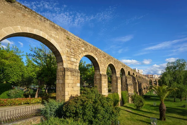 Aquaduct van San Anton in Plasencia, provincie Caceres, Spanje — Stockfoto