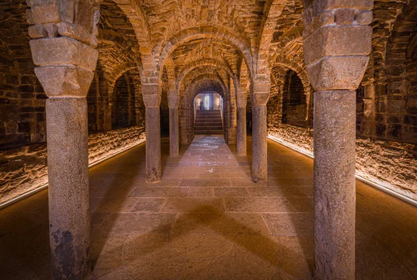 Cripta en la iglesia del Castillo de Cardona en España . —  Fotos de Stock