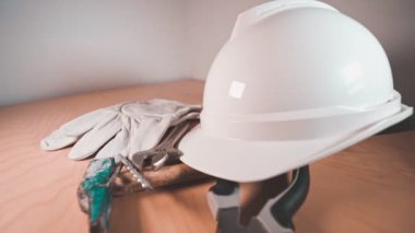 İşçi Bayramı araçları ve inşaat site yerde işleri için donatım.